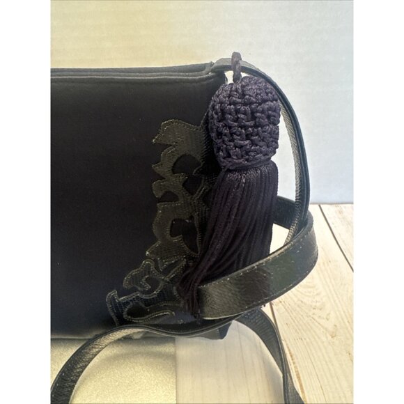 Vintage Sharif USA Navy Satin Evening Shoulder Crossbody Purse 10x7x2” VGUC - Picture 2 of 5